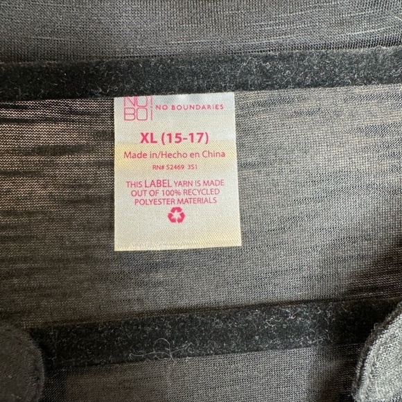 Juniors No Boundaries Utility 3/4 sleeve top - Picture 4 of 5